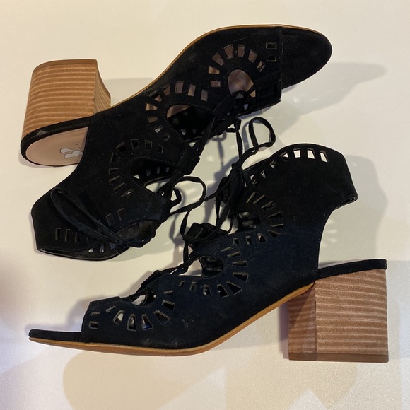 BP Decker Women's Block Heel Sandal - Picture 3 of 13